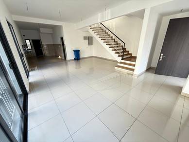 [End Lot] 2 Storey Terrace Elmina Green 4 Denai Alam Shah Alam House