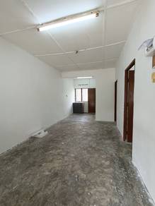 Single Storey @ Jalan Lumpit 42, Taman Teratai (2 rooms, Unblock View)
