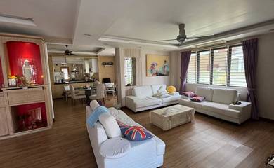 Taman Selayang Jaya 2.5 Sty Semi D (Renovated/Well Maintain)