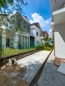 ENDLOT, OPEN COURTYARD 2 storey Superlink Cendana Puncak Bestari 34x70