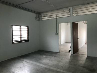 Freehold! Below Market Value by RM80K! Facing Main Road  Assam Kumbang