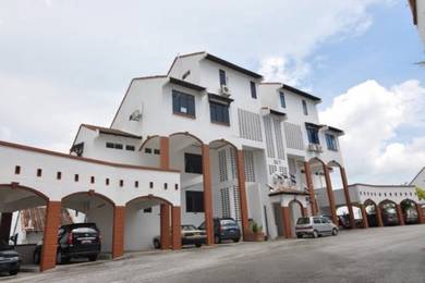 Ayu Heights