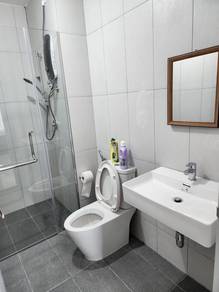 Ready to move in , fully furnished , walking distance to LRT