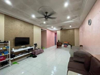 Renovated 1-Sty Superlink Home Pulai Indah Spacious and Affordable
