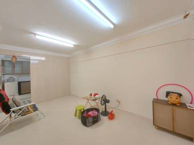 Daisi Plentong Flat Full Loan Permas Ville Parc Regency Prima