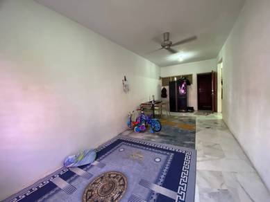 IRIS APARTMENT - Non-Bumi Unit, Saujana Utama, Sungai Buloh