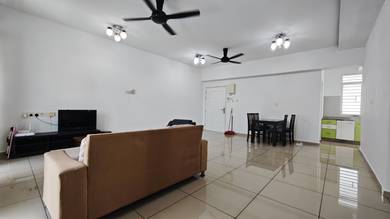 Arena Residence, 1250sf, 2 Car Parks, Cheapest Unit