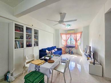 CANTIK Pangsapuri Carlina Kota Damansara Petaling Jaya