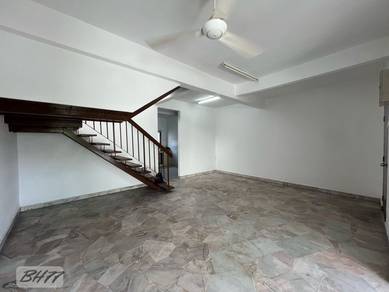 Klang Jaya double storey Freehold 20x70 good condition