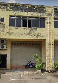 1.5 storey link factory @ Seri Kembangan
