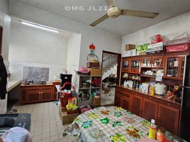 Taman Sri Andalas Klang Double Storey 20x70 good condition