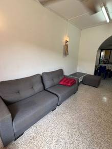 Double Storey Intermediate Terrace House For Rent📍Kenyalang,Spring