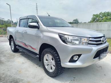 Toyota HILUX 2.4 G 4x4 6-speed (M)