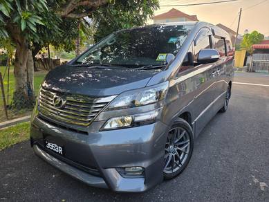 Toyota VELLFIRE 2.4 Z PLATINUM SELECTION (A)