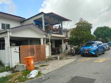 Single storey Jalan kenaga Dengkil jaya Selangor