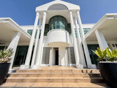 VERY NICE|2 Storey Bungalow House KGSAAS Seksyen 13 Shah Alam