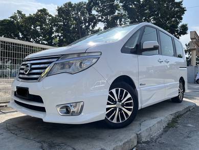 Nissan SERENA 2.0 S-HYBRID PREMIUM