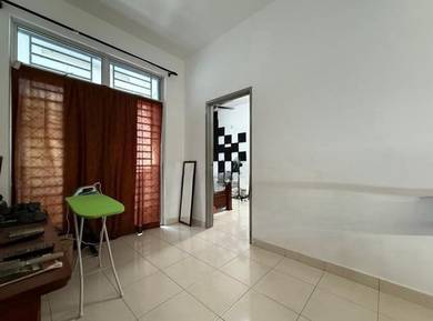 Move-in Ready 2-Storey End Lot in Rini Hills Skudai Security Extra 5ft