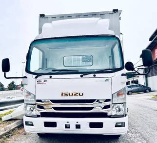 Isuzu NPR155 RB 2025 17ft full Door Container BOX