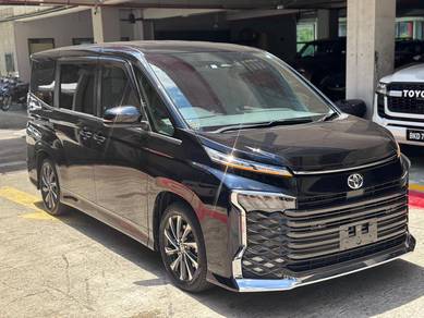 A 13K MILG ONLY 2022 Toyota VOXY 2.0 SZ (A)2PWR