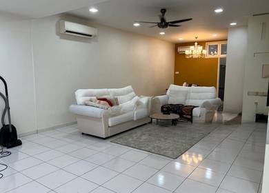 Renovated & Fully Furnished Gem Tampoi @ Setia Tropika Elata Haven