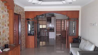 Sunny Ville Batu Uban 3 rooms  Fully Renovated & Furnished 1-Carpark