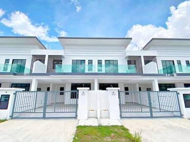 Bestari indah Ulu Tiram Puteri Wangsa Gaya Double Sty House For SALE