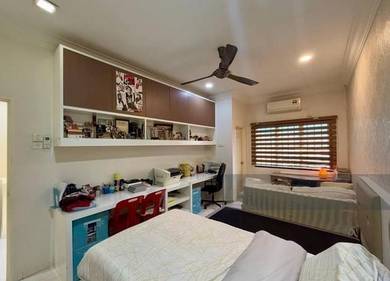 Gated Living in Skudai Renovated 2-Storey for RM820K Intermediate