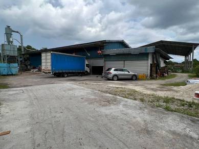 Kulai Kelapa Sawit Single Storey Detached Factory For Rent