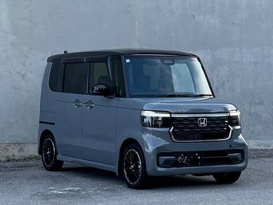 Honda N-Box Custom 660 Turbo