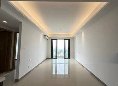 High Floor Freehold Unit at R&F Phase 2 Johor Bahru 828 Sqft V5 Layout