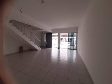 2-storey-Terraced-House-for-sale-Bandar-Bukit-Raja-Selangor-3