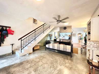 END LOT RENOVATED Double Storey Terrace Taman Bukit Permata Batu Caves