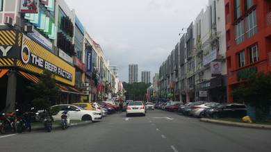 Bandar Puteri Puchong 4 Storey Shop Office 7500 Sf In Puchong For Sell