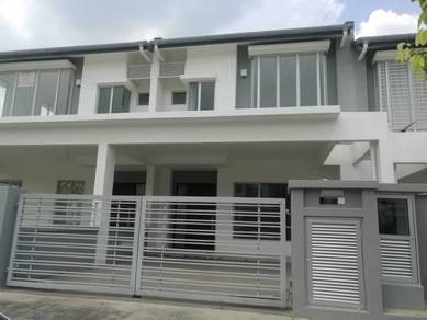 Double Storey House @Tropicana Height Fairfield Residence