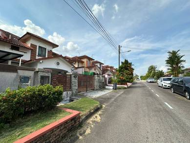 Taman Perling Jalan Belibis Double Storey Semi D House Bukit Indah CIQ