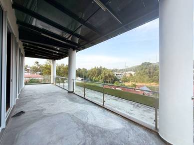 3.5 Sty Bungalow With Private Pool & Lift Equine Park Seri Kembangan