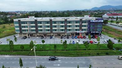 Rumah KEDAI 4TINGKAT 6UNIT READY CF WISMA KHALEEDA KUALA NERUS