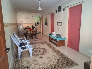 cheaper Desa Putra only unit affordable in hot area Queensbay Gelugor