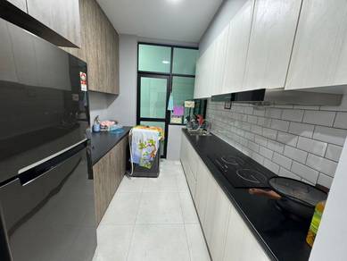 Yarra park apartment high floor fully furnished for rent