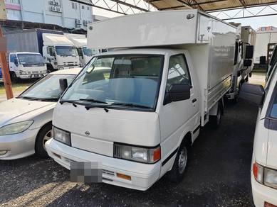 2010 Nissan C22 Pasar Malam 1 owner tip top 2200KG