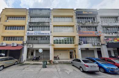 Earn Rm460k! Bank Lelong 4 Storey Shop Office LRT Puchong Pusat Bandar