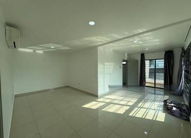 Rare International Lot Corner Unit 2.5 Storey @ Skudai Below Market