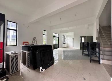 Scientex Jade Skudai Corner Unit 3-Storey Cluster with Extra Land