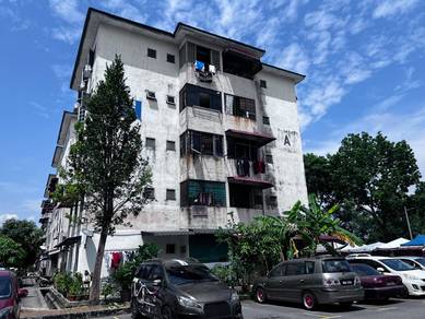 Apartment Puchong Utama Court Blok A Puchong