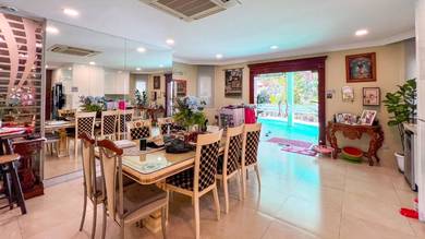 SUPER BIGGEST LAND ‼️ 2 Storey Bungalow KGSAAS Seksyen 13 Shah Alam