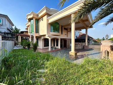 RENOVATED! Double Storey Semi D Suasana Bandar Tun Hussein Onn