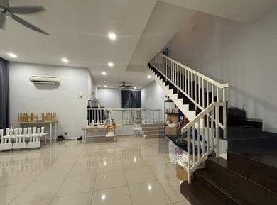 Setia Tropika Tampoi 2-storey Cluster House For Sale Fully renovated