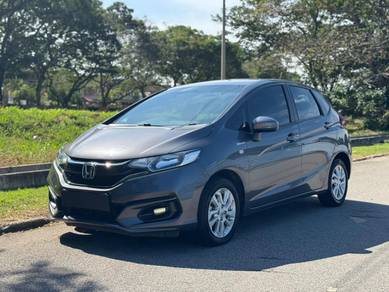 Honda JAZZ 1.5 HB FACELIFT (A) 99% Good Condition!