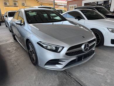 Mercedes Benz A250 2.0 AMG LINE (A)